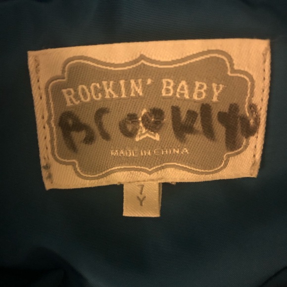 Light Rain Coat for Sale - Picture 4 of 4